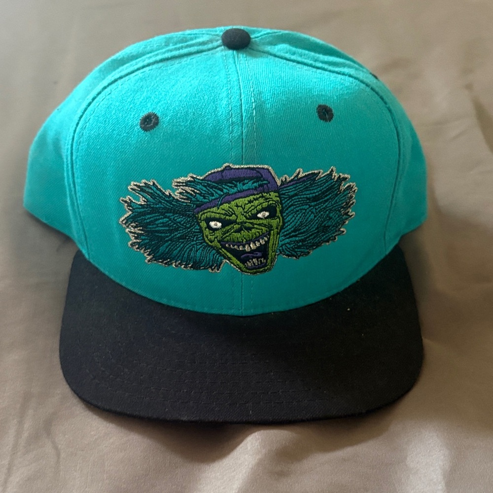 Detroit Pistons NBA DEADSTOCK Zombie 🧟‍♂️ SnapBack